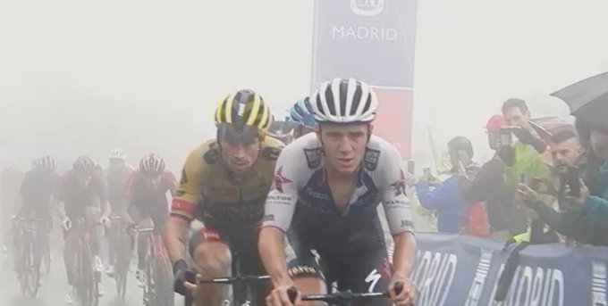 Evenepoel y Roglic..